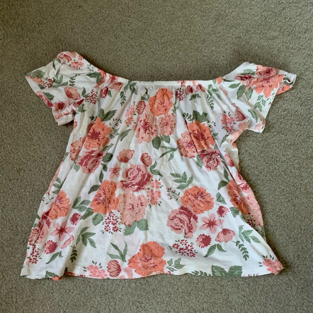 Off the shoulder floral shirt